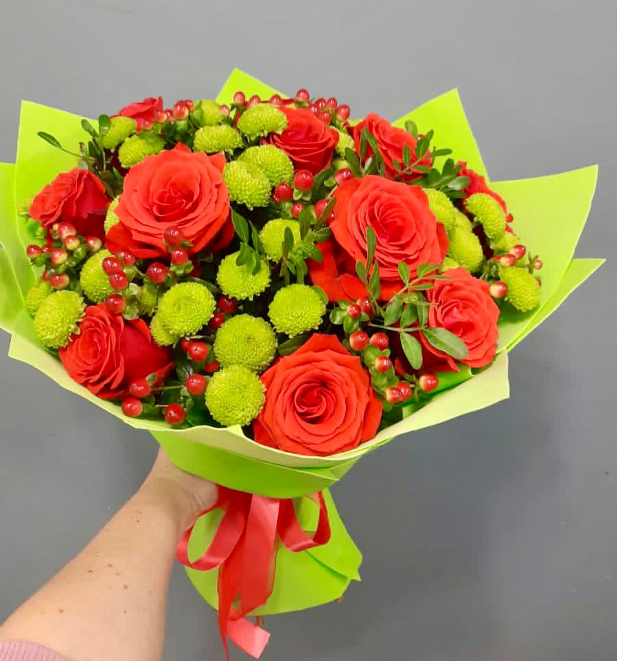 Букет цветов из: Хризантемы и Розы в Новинки Нижний Новгород