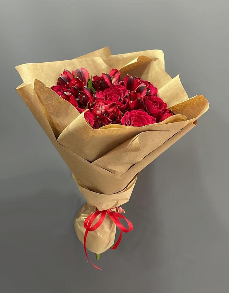 Букет цветов из: Альстромерии и Розы в Новинки Нижний Новгород