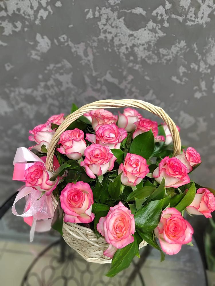 Цветочная композиция из Розы в корзине в Новинки Нижний Новгород