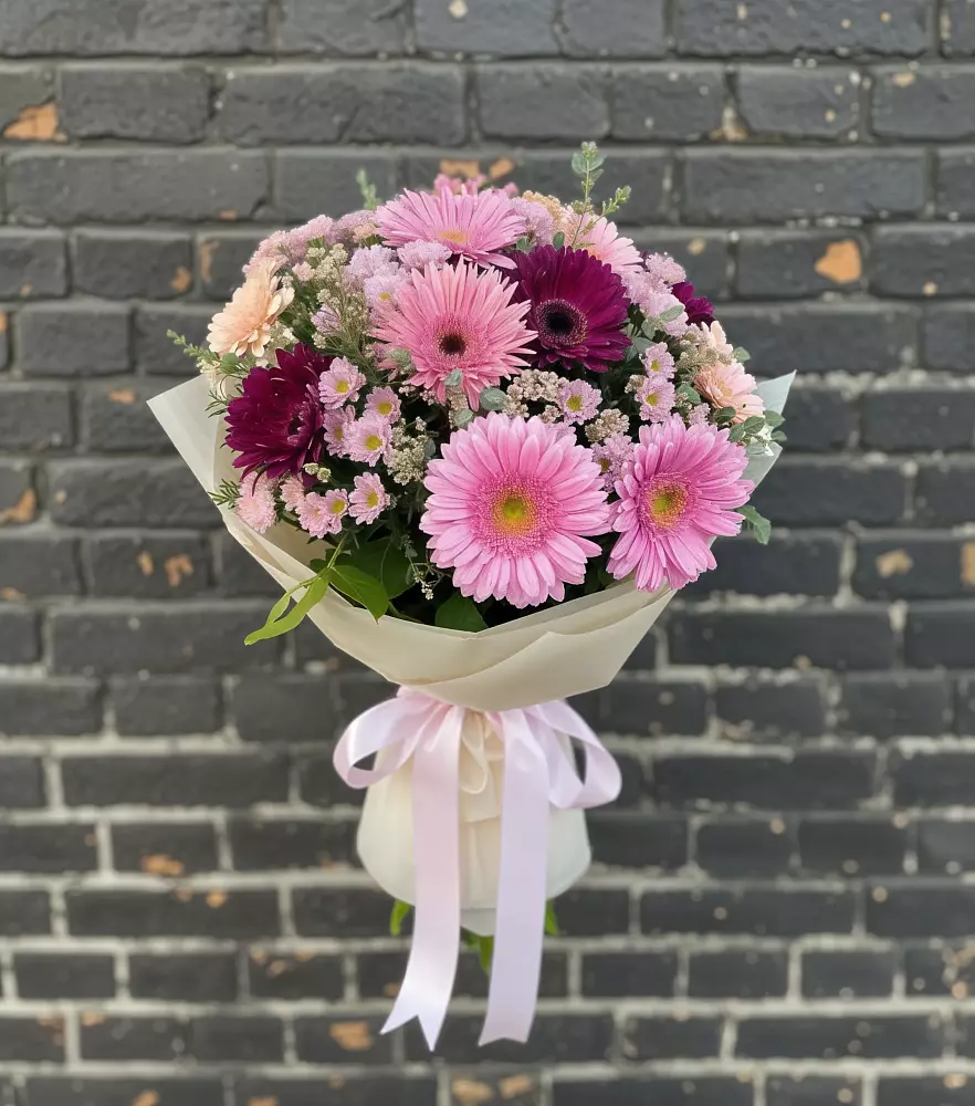 Букет цветов из: Герберы и Хризантемы в Новинки Нижний Новгород