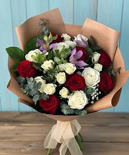 Букет цветов из:  Розы и Альстромерии в Новинки Нижний Новгород