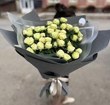 Букет Белые кустовые розы Солинеро в Новинки Нижний Новгород