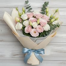Букет цветов из:  Лизиантусы в Новинки Нижний Новгород