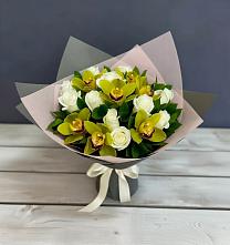 Букет цветов из:  Орхидеи и Розы в Новинки Нижний Новгород