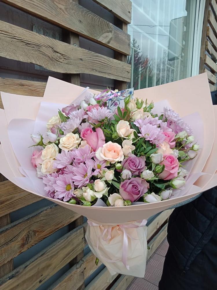 Букет цветов из: Розы и Хризантемы в Новинки Нижний Новгород