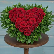 Цветочная композиция из Розы в виде сердца в Новинки Нижний Новгород