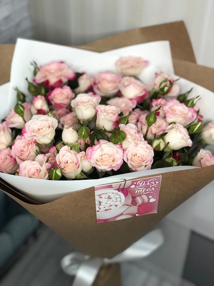 Букет цветов из: Розы в Новинки Нижний Новгород