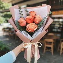 Букет цветов из:  Розы в Новинки Нижний Новгород