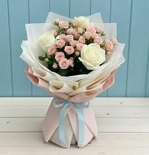 Букет цветов из:  Розы в Новинки Нижний Новгород