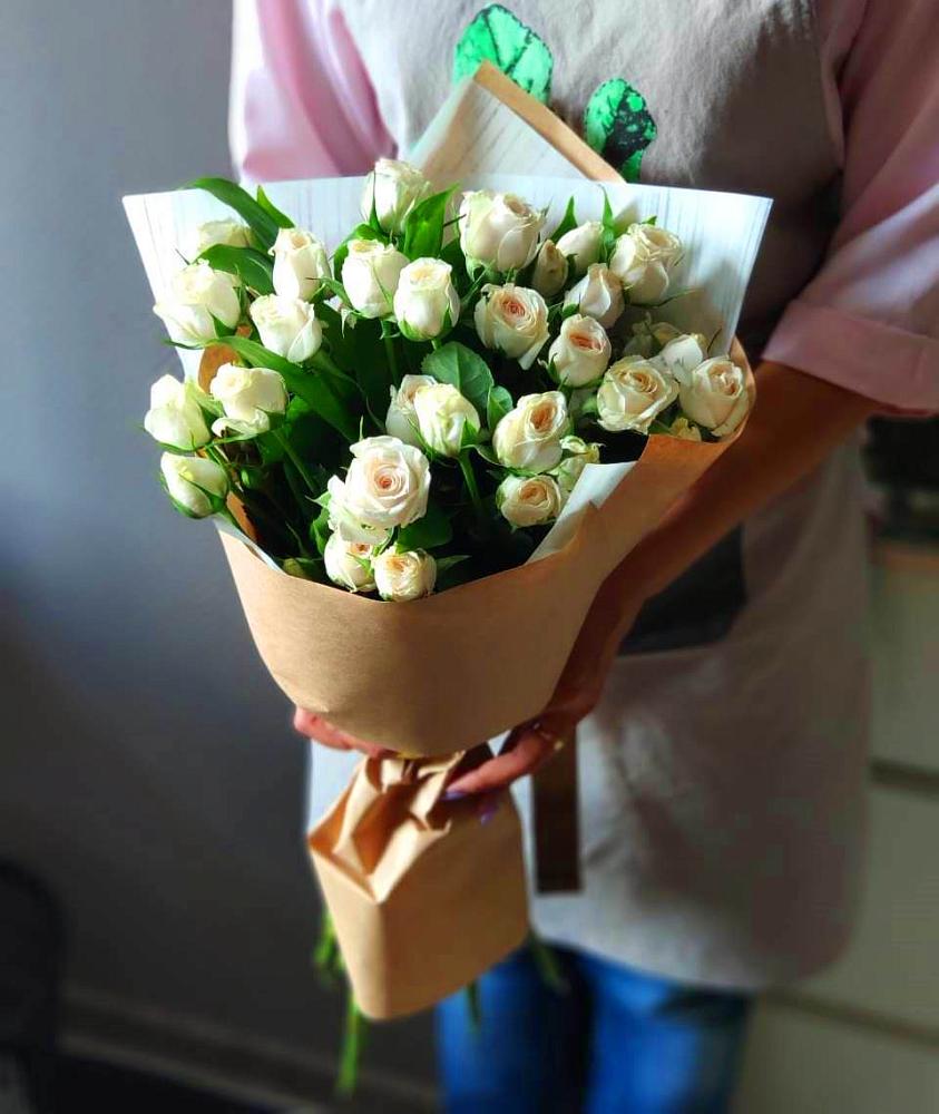 Букет цветов из: Розы в Новинки Нижний Новгород