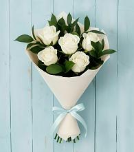 Букет цветов из:  Розы в Новинки Нижний Новгород