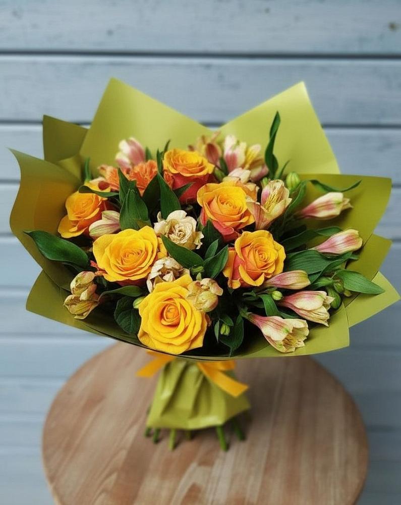 Букет цветов из: Альстромерии и Розы в Новинки Нижний Новгород