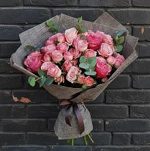 Букет цветов из:  Розы в Новинки Нижний Новгород
