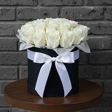 Цветочная композиция из Розы в шляпной коробке в Новинки Нижний Новгород